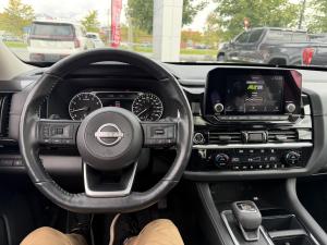 Miniature 12 Nissan Pathfinder SV 2024