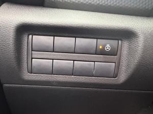 Miniature 16 Nissan Kicks SV Special Edition 2024