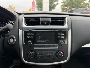 Miniature 17 Nissan Altima SR 2016