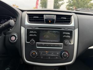 Miniature 18 Nissan Altima SR 2016