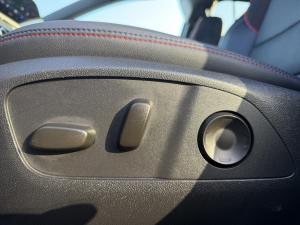 Miniature 12 Chevrolet Equinox EV 2RS 2024