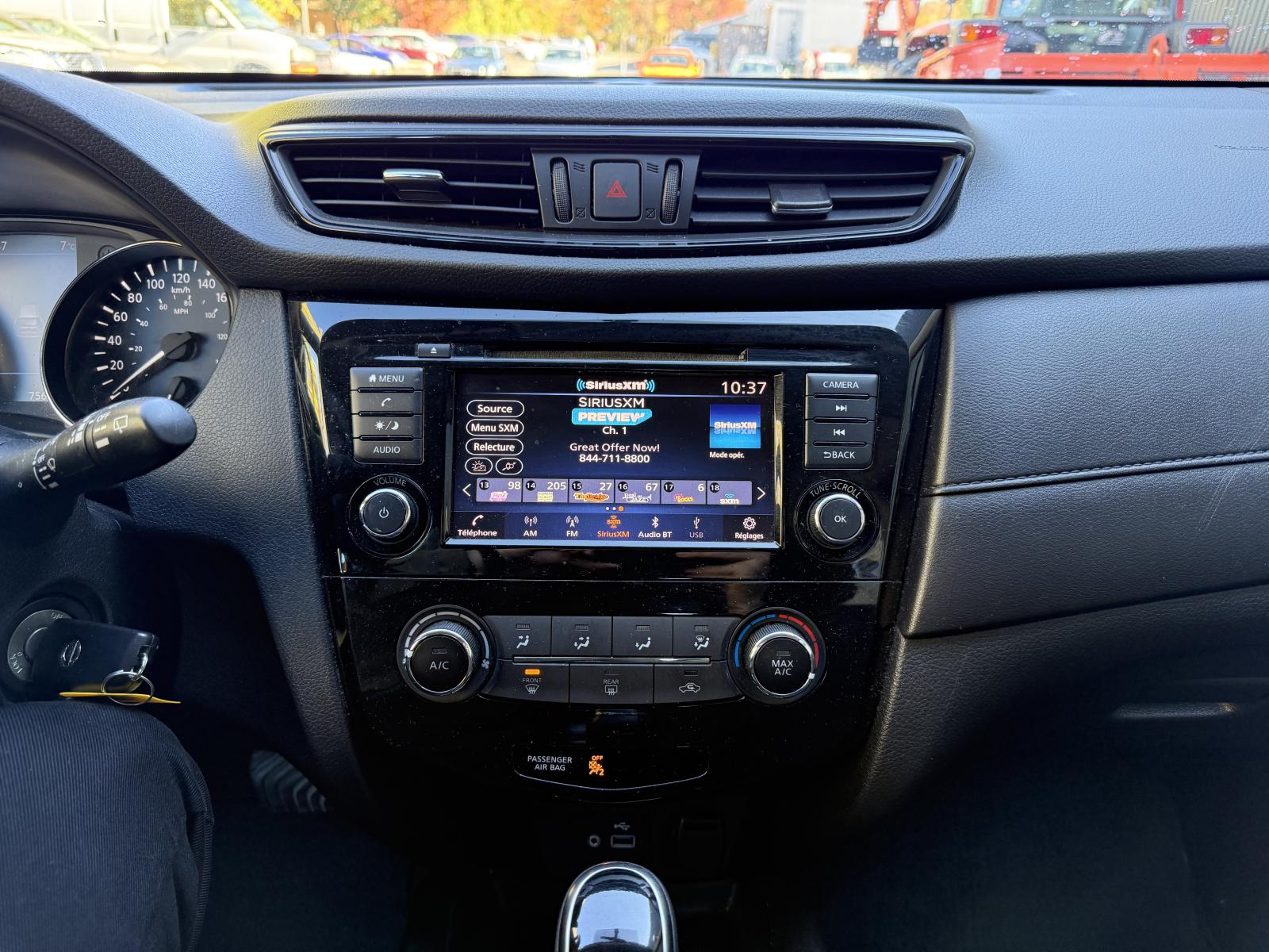 Image 16 Nissan Rogue S 2020