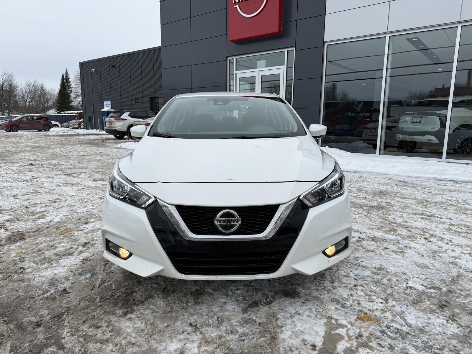 Nissan Versa SV 2022 — photo 3