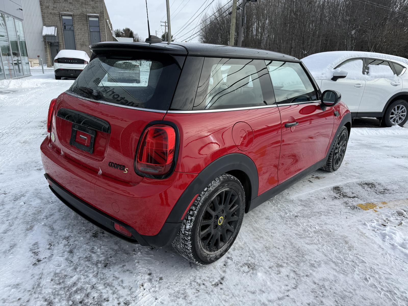 Image 8 Mini Hatchback Cooper SE Electric 2022