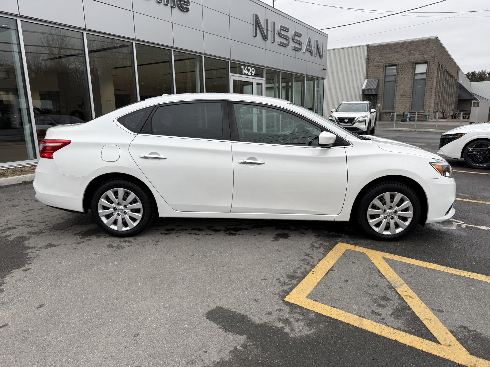 Image 8 Nissan Sentra SV 2019