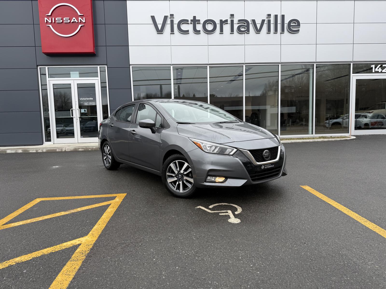 Nissan Versa SV 2021