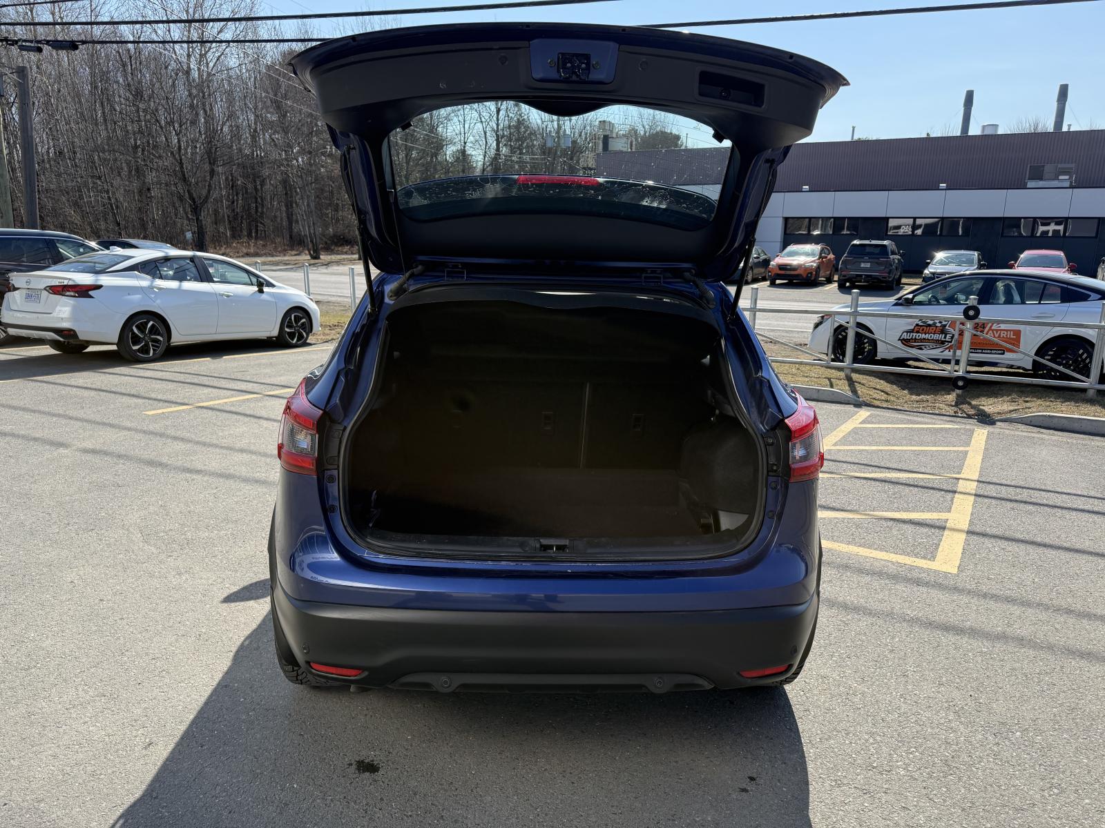 Image 10 Nissan Qashqai S 2021