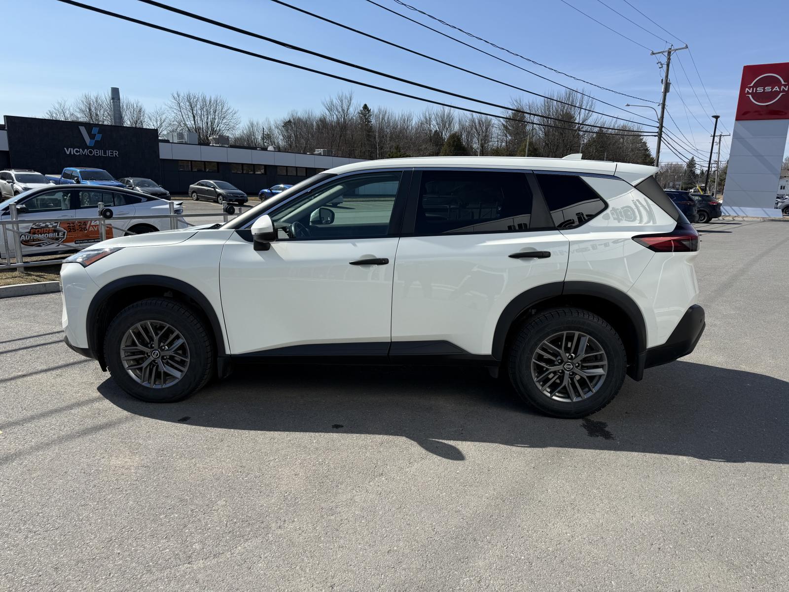 Image 4 Nissan Rogue S 2021