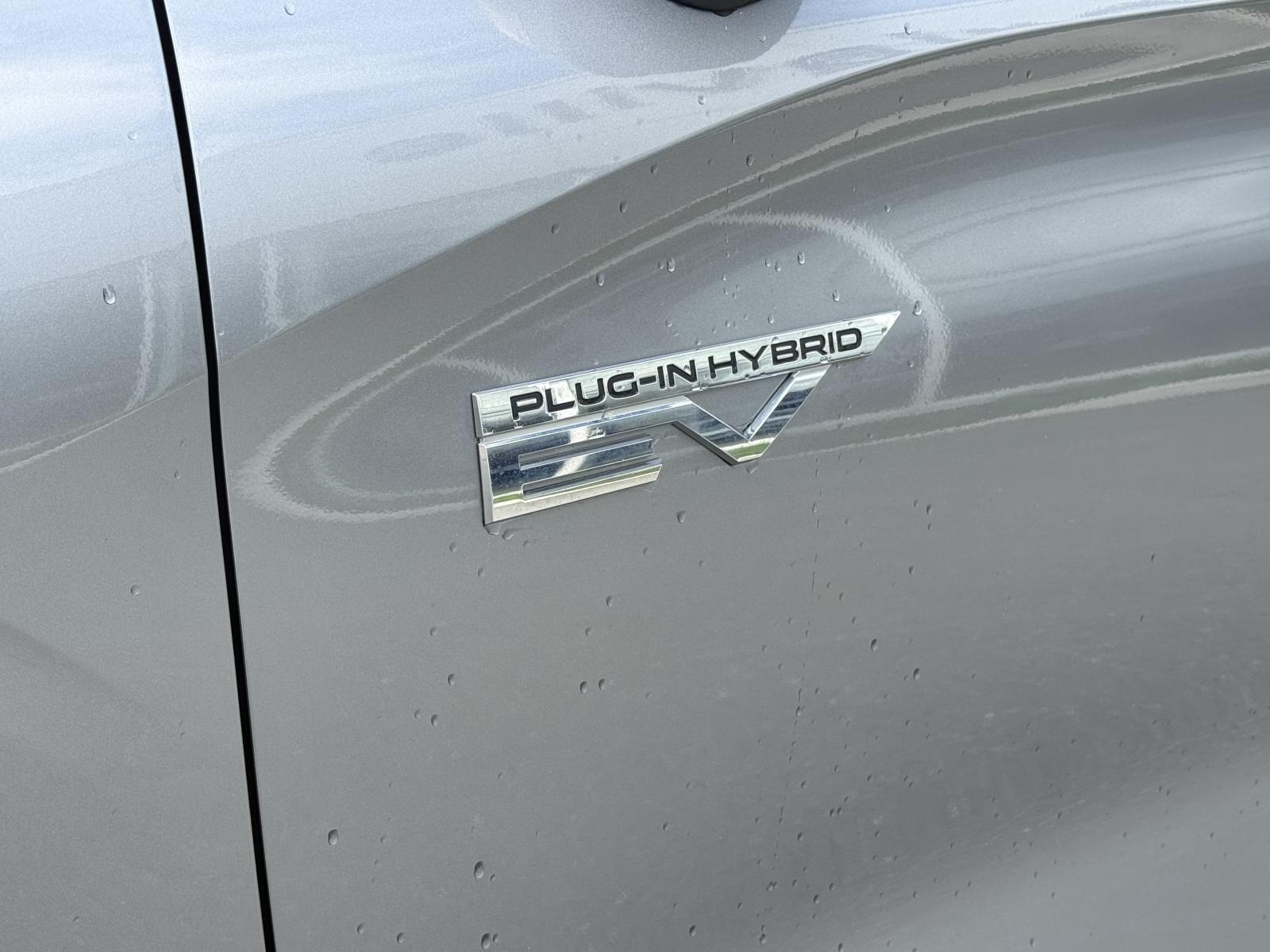 Mitsubishi Outlander ES PHEV 2024 — photo 6
