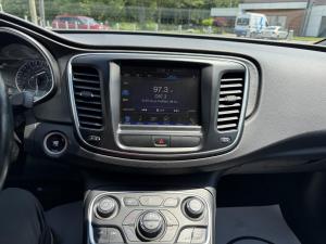 Thumbnail 16 Chrysler 200 Limited 2015