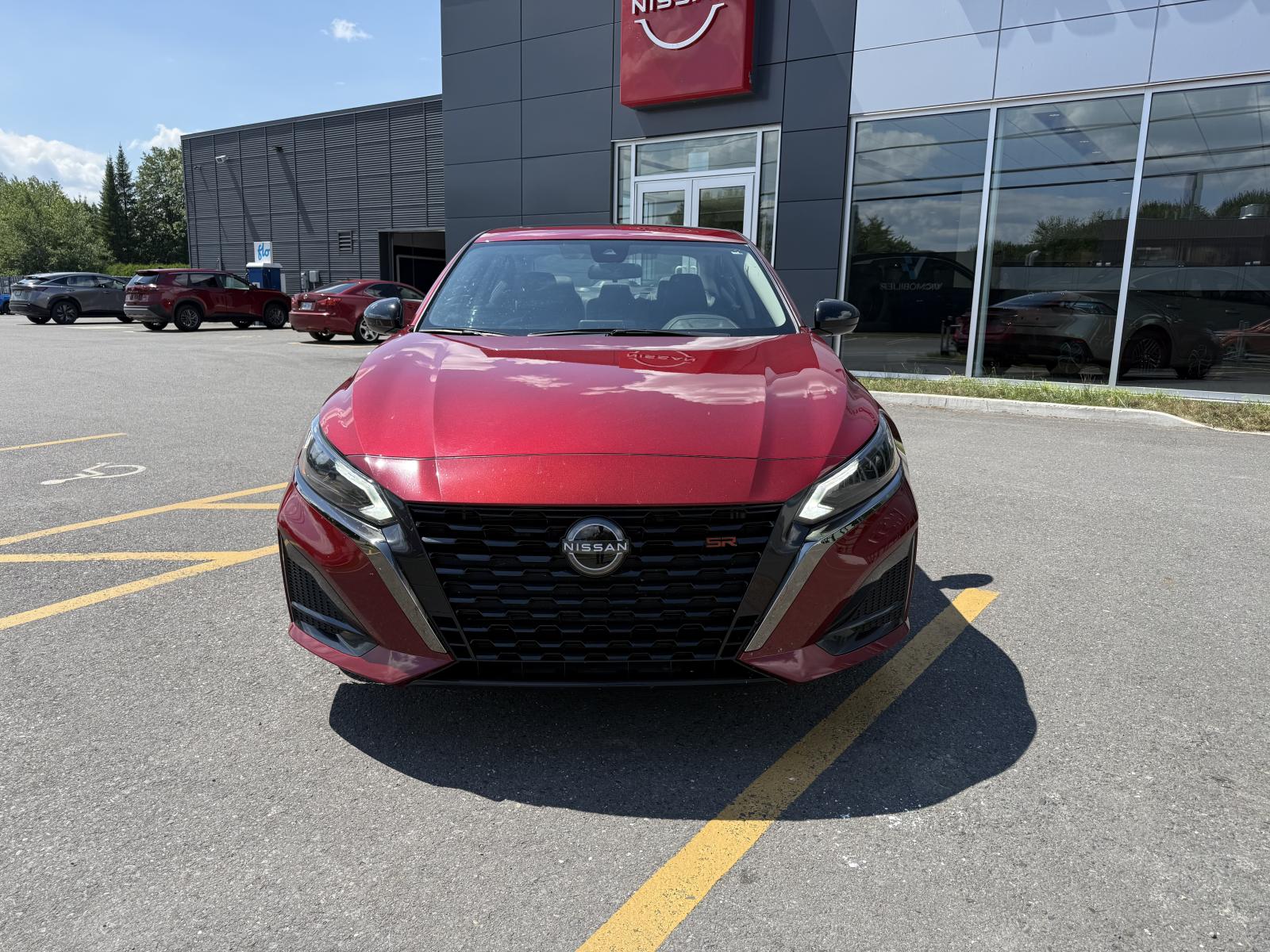 Nissan Altima SR 2023 — photo 3