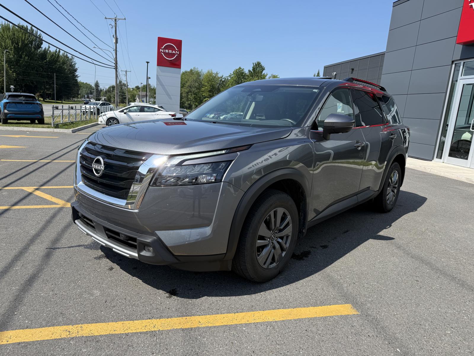 Nissan Pathfinder SV 2024 — photo 4