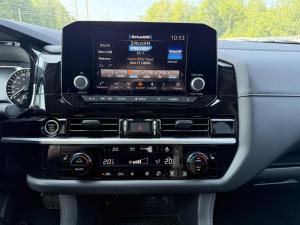 Miniature 17 Nissan Pathfinder SV 2024