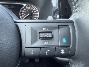 Miniature 16 Nissan Pathfinder SV 2024