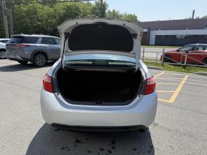 Miniature 10 Toyota Corolla LE 2017