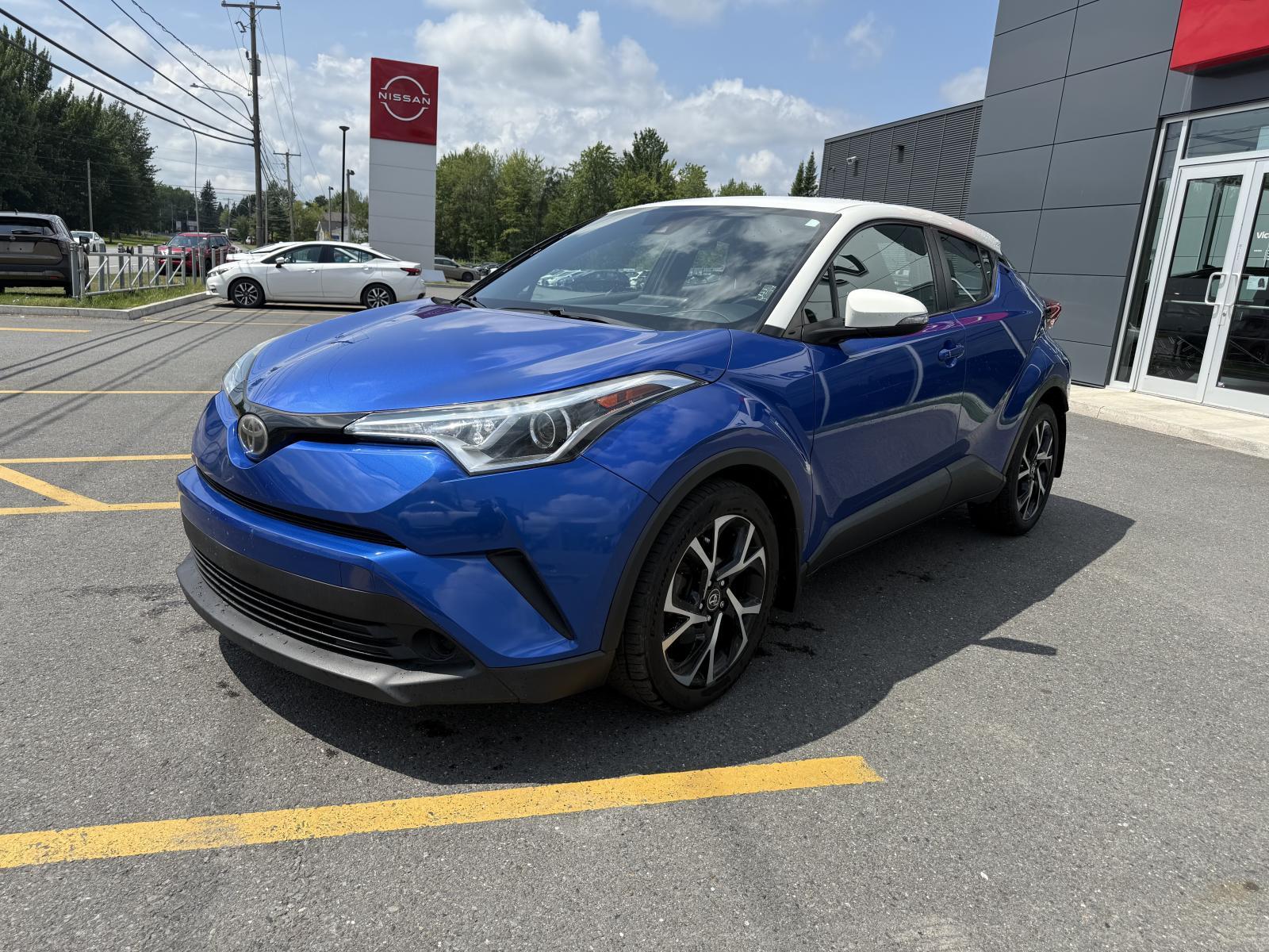 Toyota C-HR XLE 2018 — photo 4