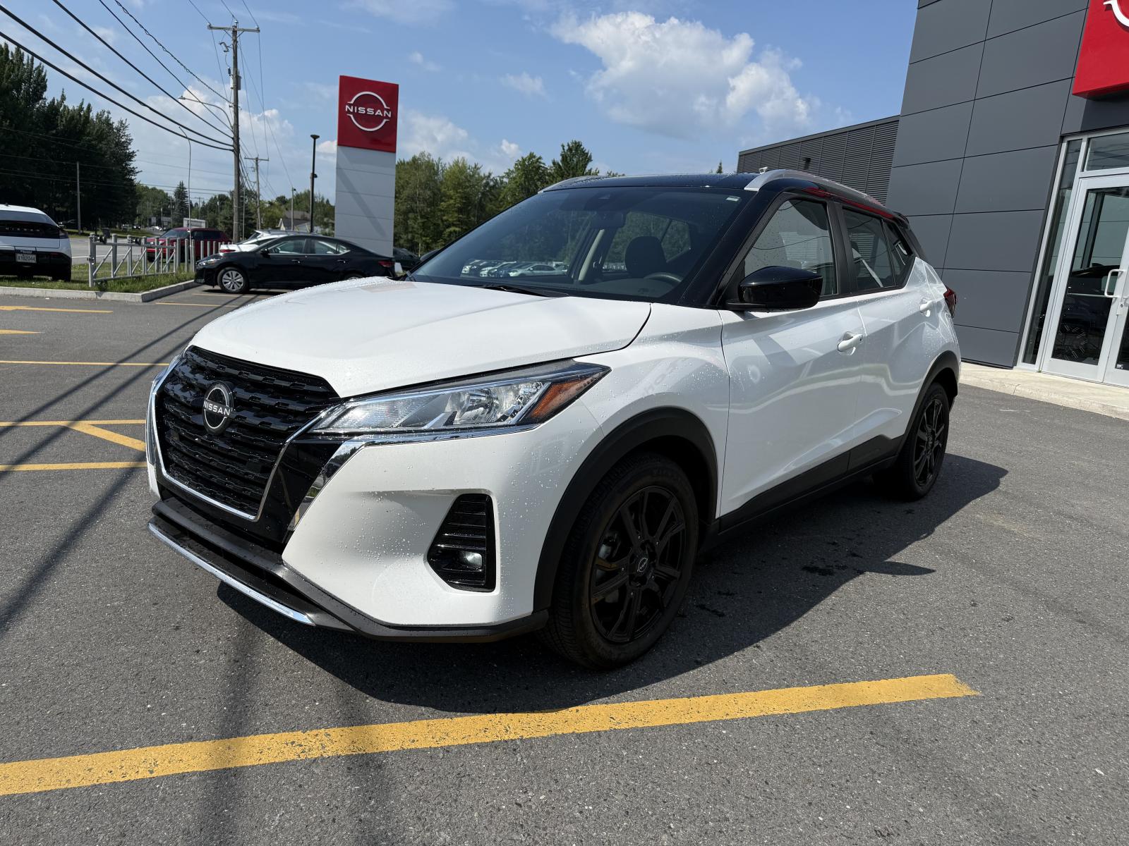 Nissan Kicks SV Special Edition 2023 — photo 4