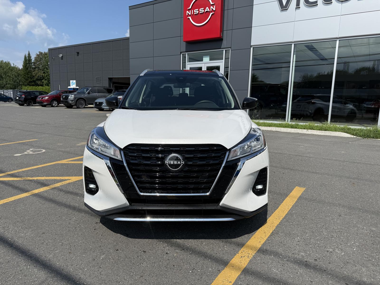 Nissan Kicks SV Special Edition 2023 — photo 3