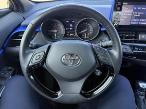 Miniature 12 Toyota C-HR XLE Premium 2021