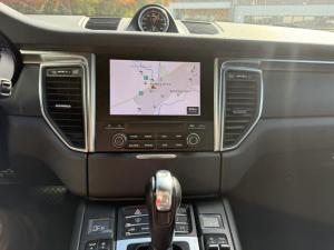 Miniature 17 Porsche Macan Base 2018