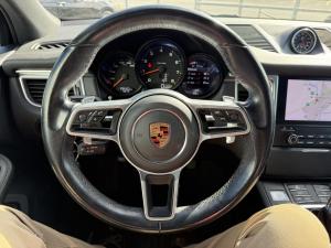 Miniature 12 Porsche Macan Base 2018