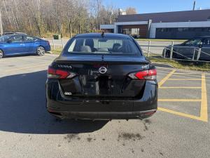 Miniature 7 Nissan Versa SR 2021