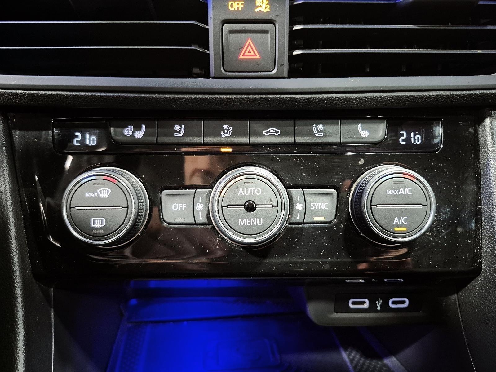 Image 25 Volkswagen Jetta Execline 2021