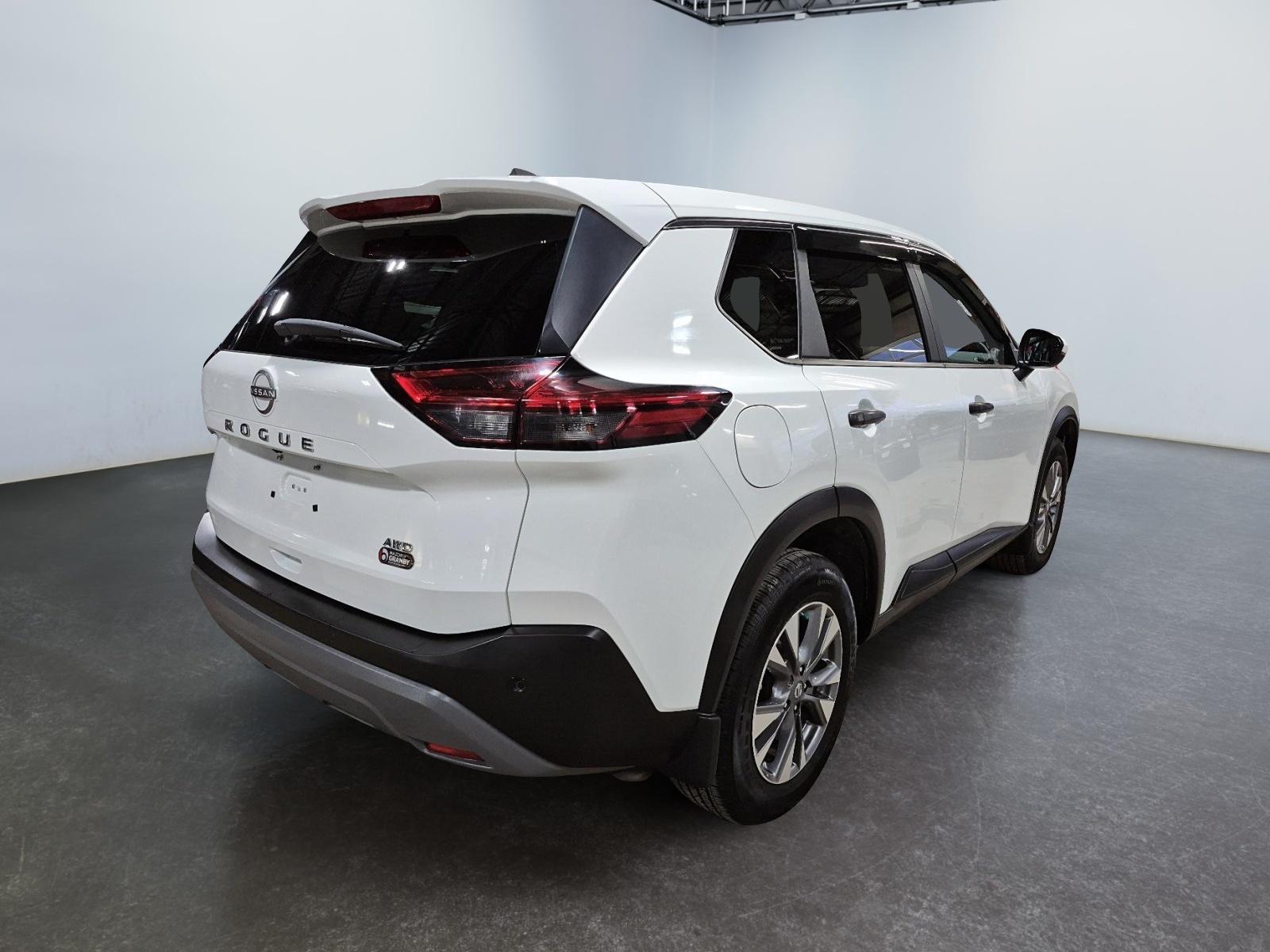 Nissan Rogue S 2023 — photo 4