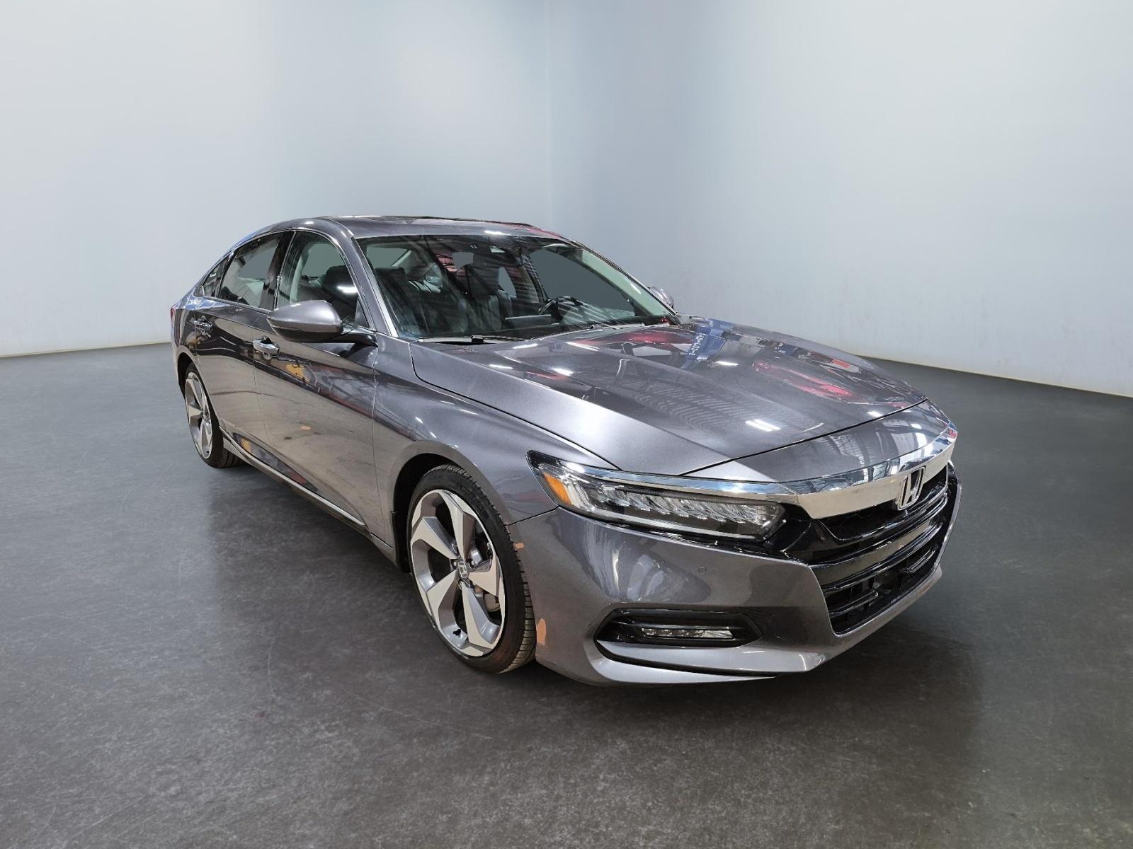 Honda Accord Touring 2020 — photo 3
