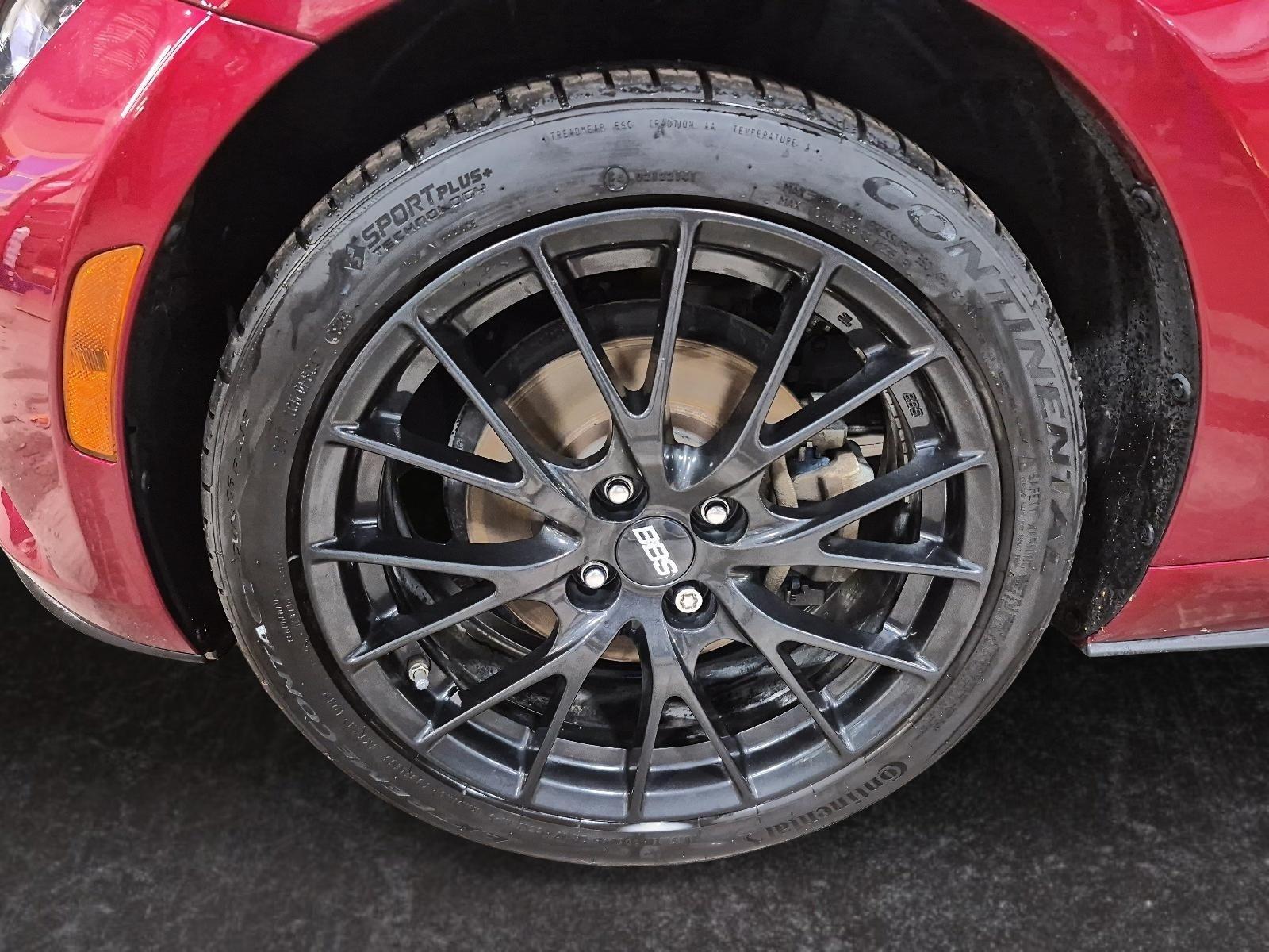 Mazda MX-5 50th Anniversary 2018 — photo 8