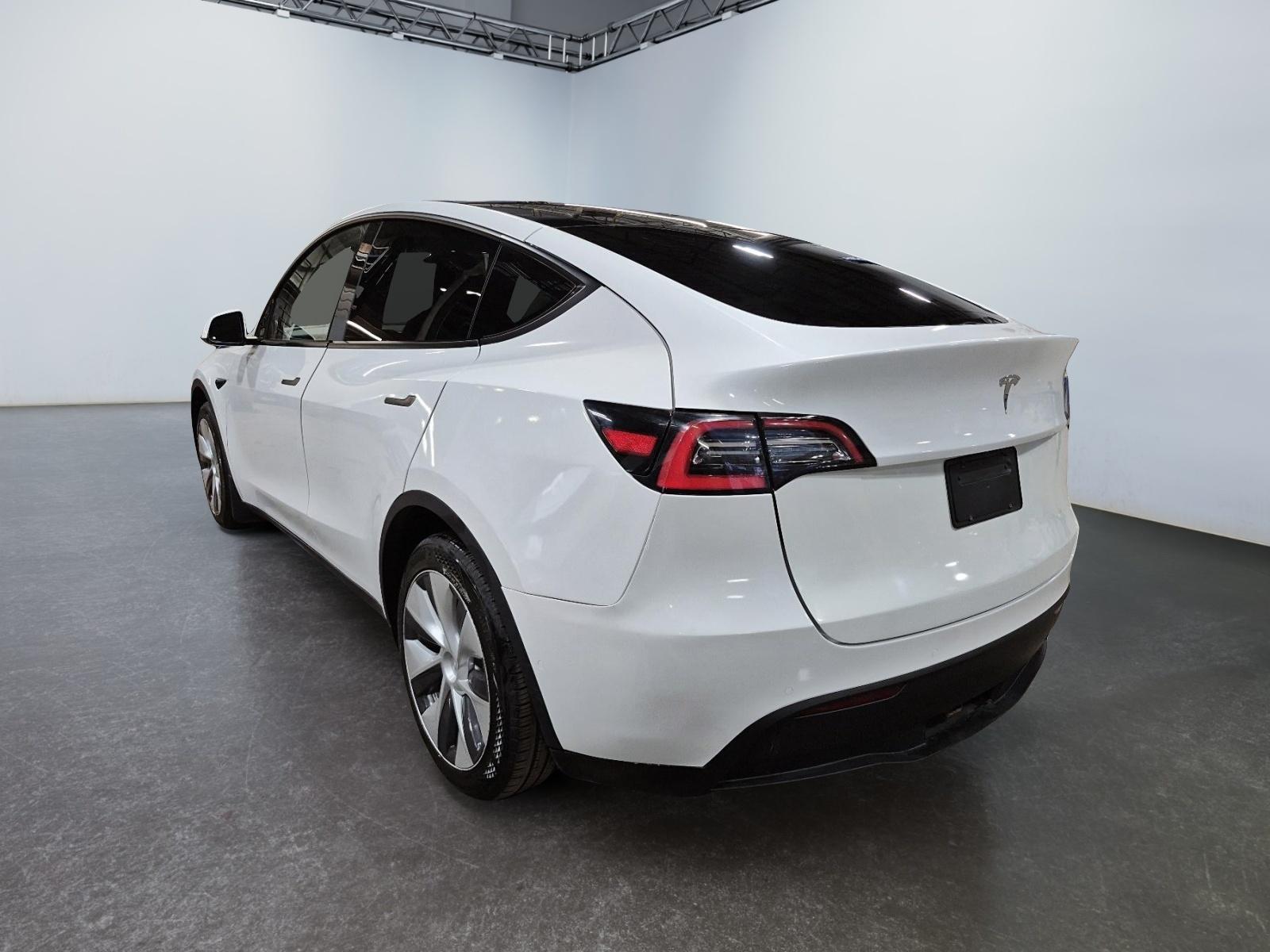 Tesla Model Y Long Range Dual Mtr 2021 — photo 8