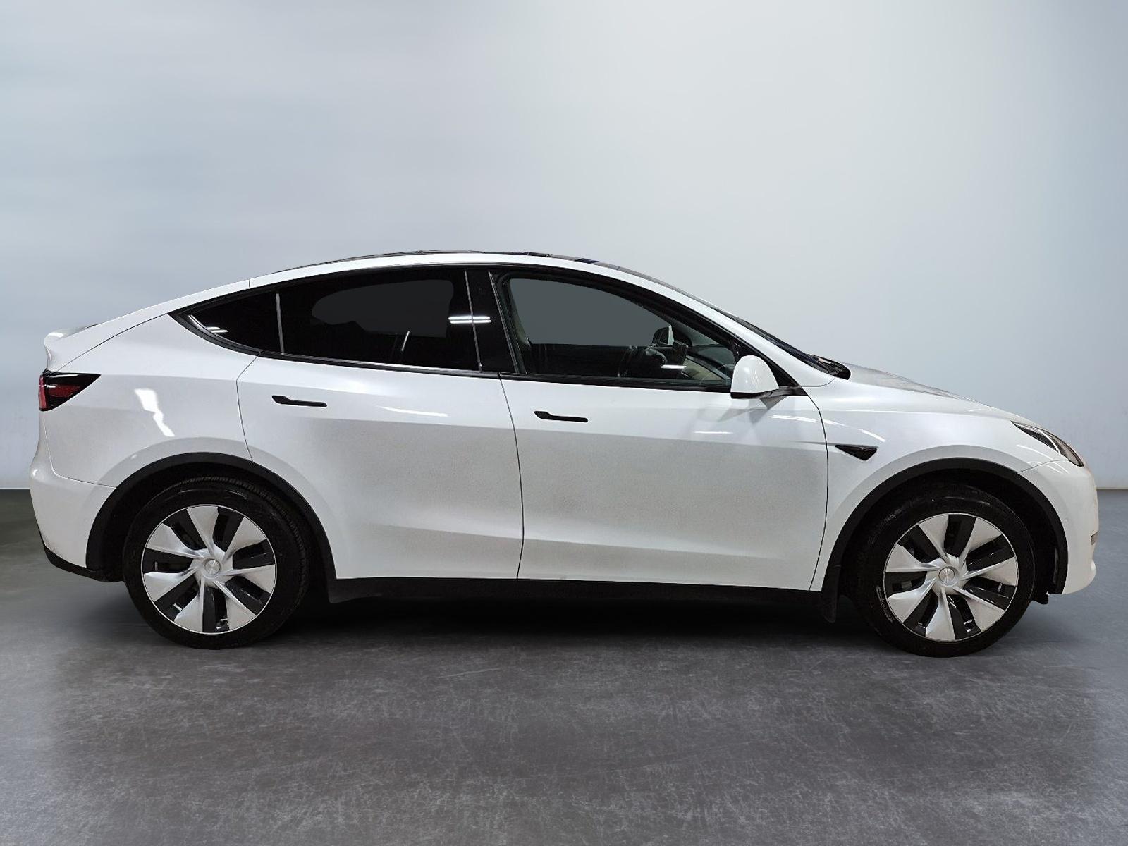 Tesla Model Y Long Range Dual Mtr 2021 — photo 4