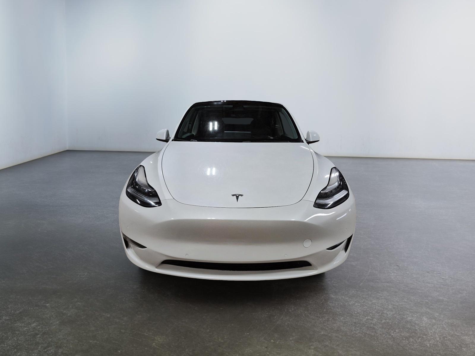 Tesla Model Y Long Range Dual Mtr 2021 — photo 2