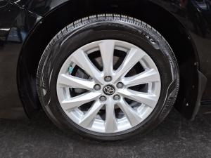 Thumbnail 9 Toyota Camry SE 2019