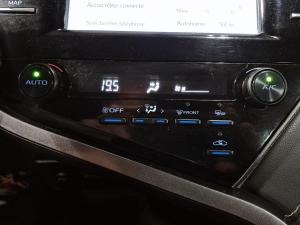 Thumbnail 24 Toyota Camry SE 2019