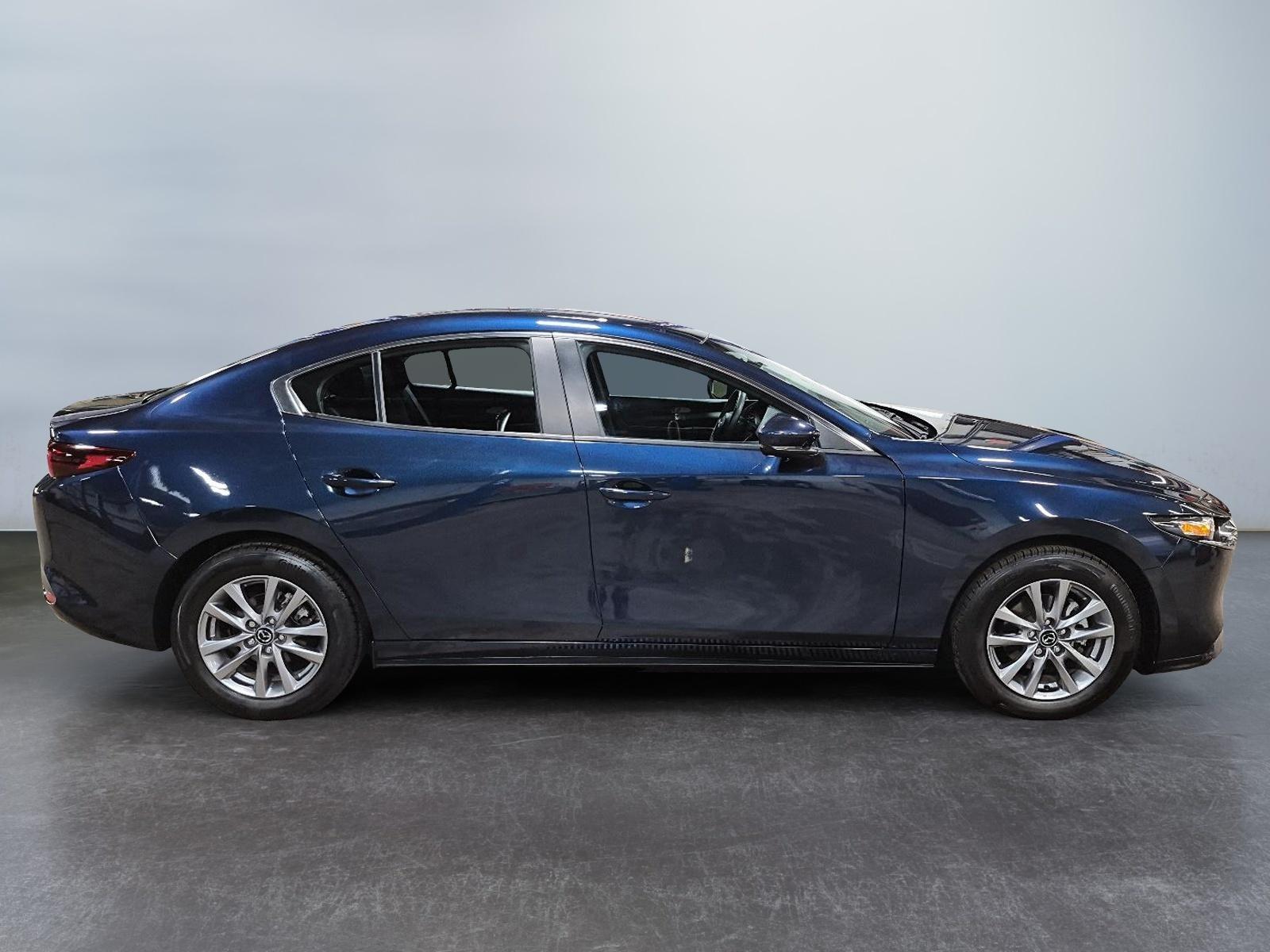 Mazda Mazda3 GX 2023 — photo 7