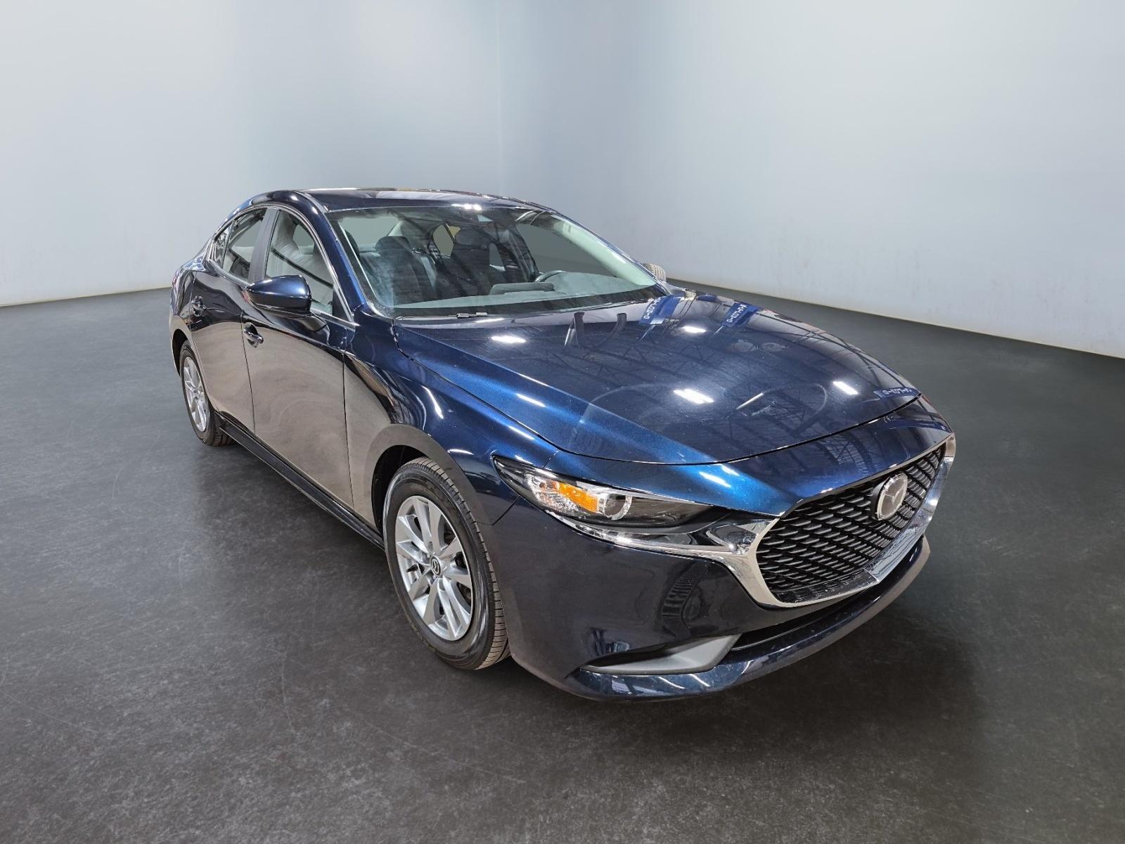 Mazda Mazda3 GS 2023 — photo 3