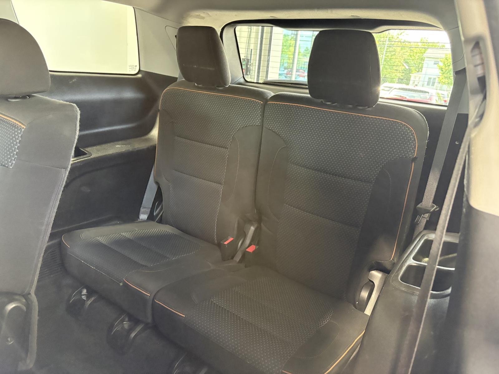 Image 23 GMC Acadia AT4 2020