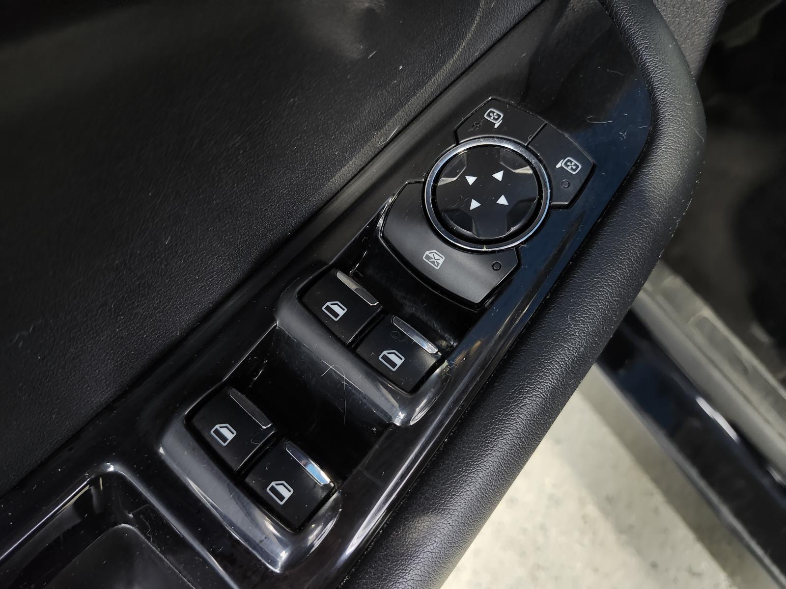 Image 13 Ford Edge SEL 2020