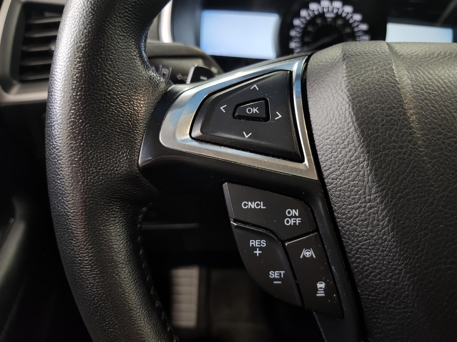 Image 15 Ford Edge SEL 2020