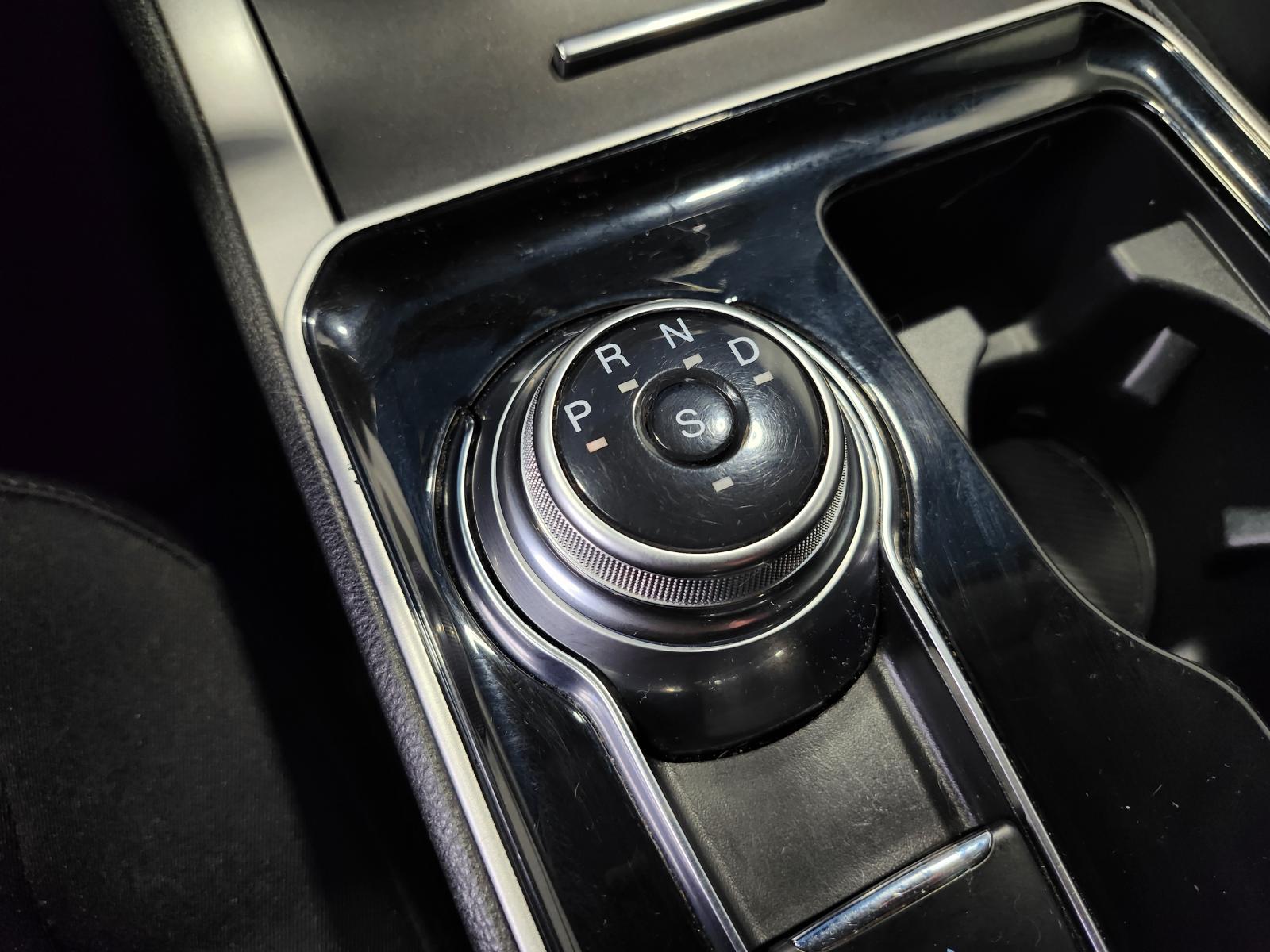 Image 21 Ford Edge SEL 2020