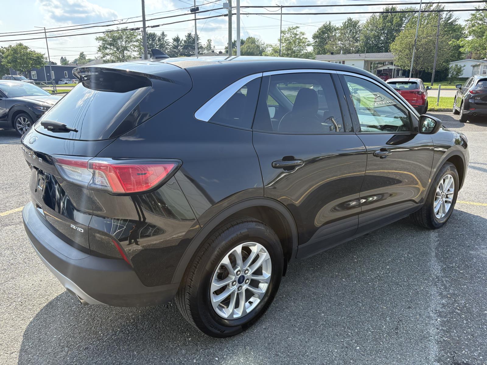 Image 5 Ford Escape SE 2022