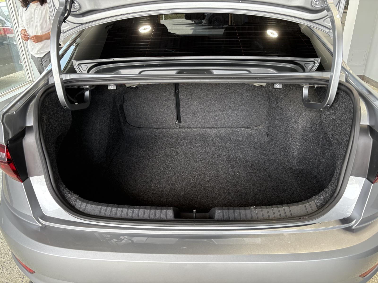 Image 26 Volkswagen Jetta GLI 2020