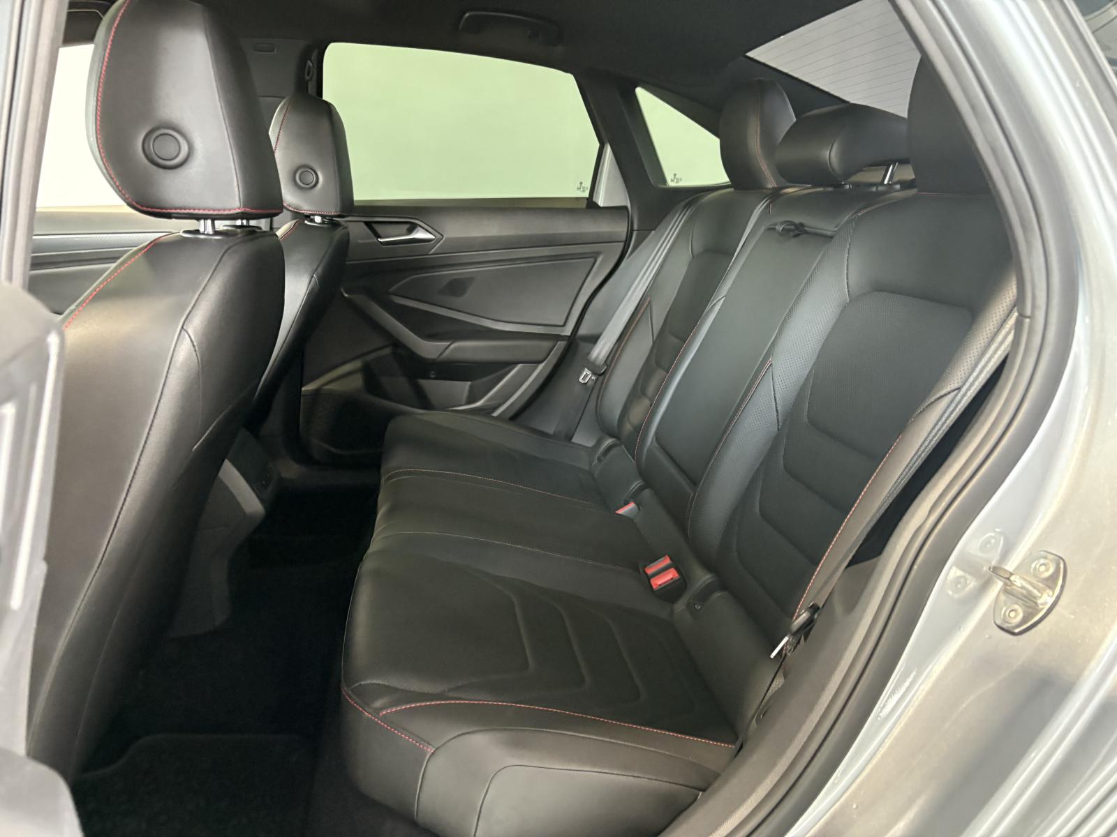 Image 25 Volkswagen Jetta GLI 2020