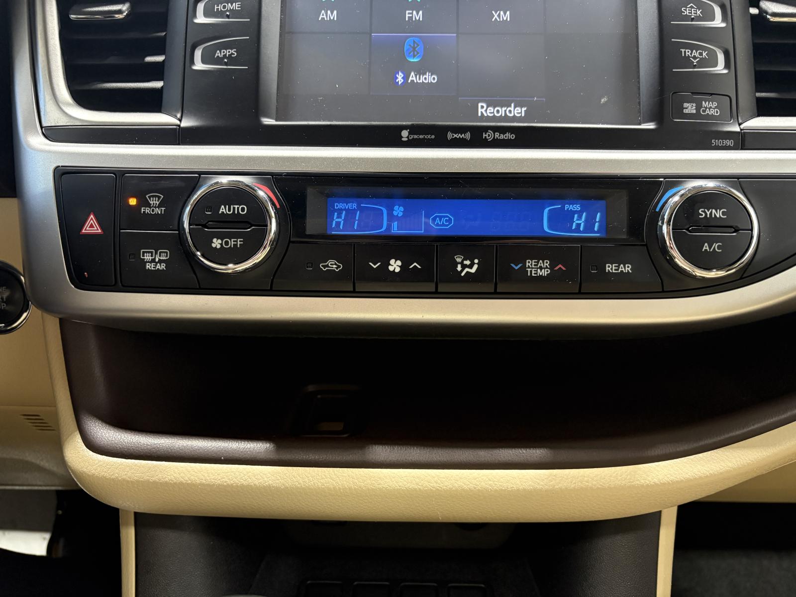 Image 23 Toyota Highlander XLE 2019