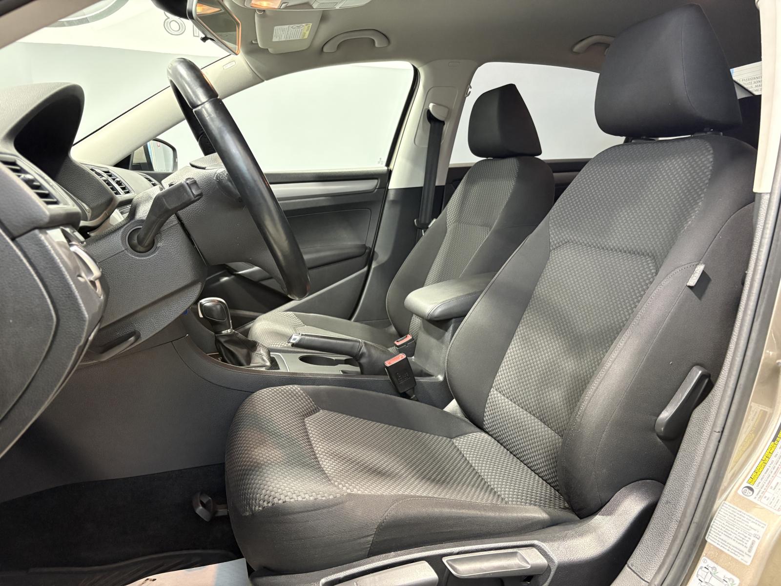 Image 10 Volkswagen Passat Trendline 2015