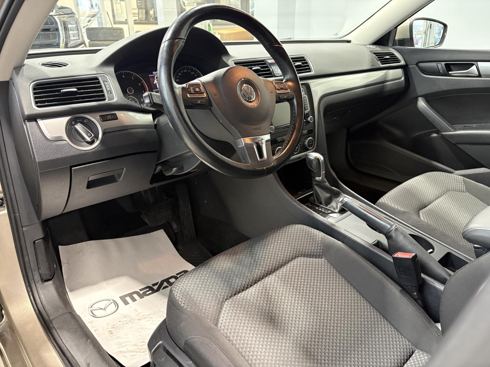 Image 8 Volkswagen Passat Trendline 2015