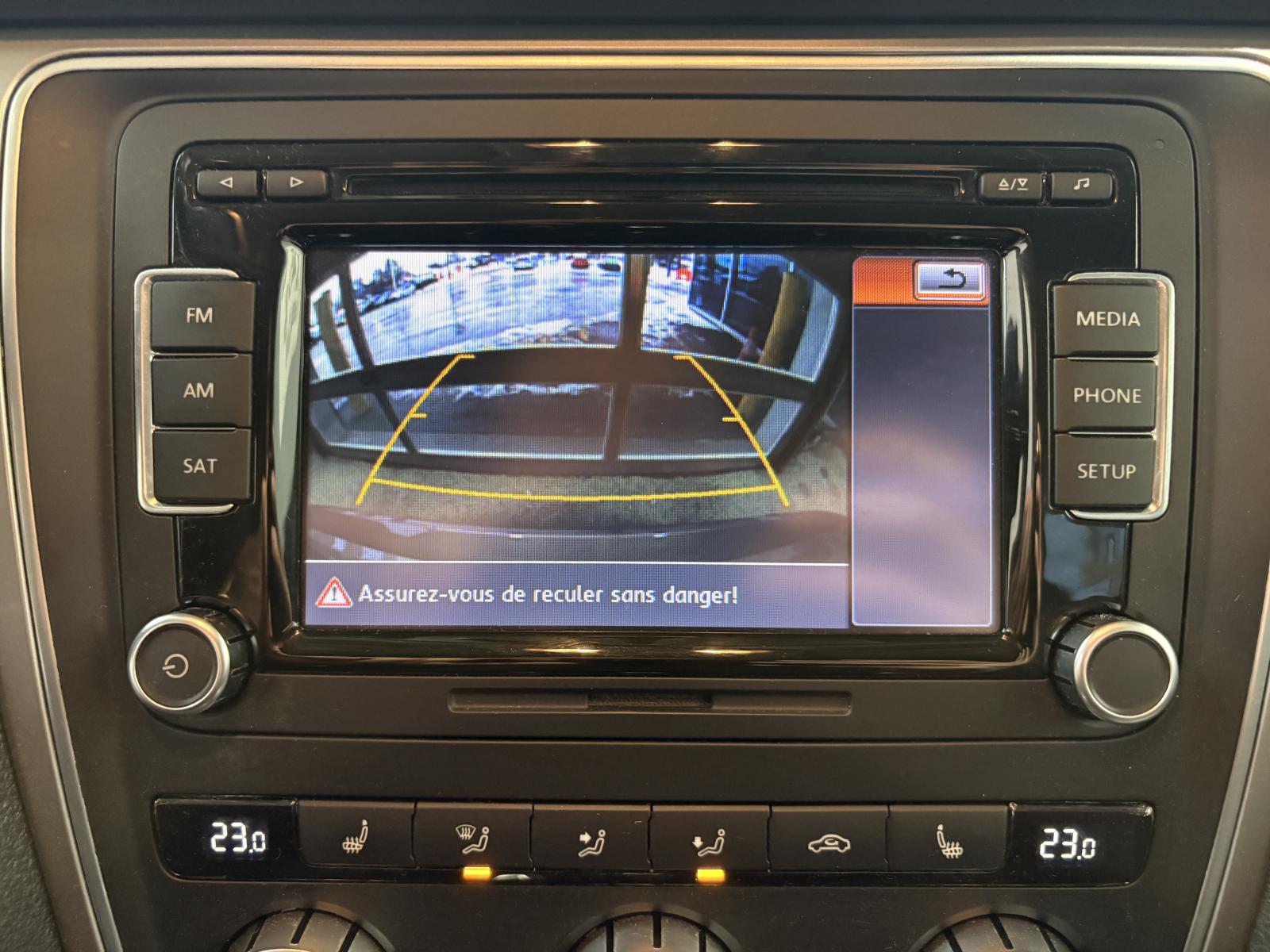 Image 18 Volkswagen Passat Trendline 2015