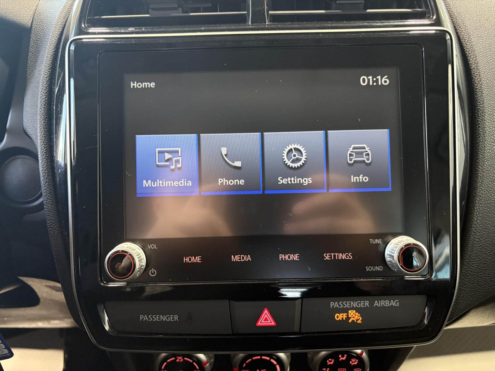 Image 18 Mitsubishi RVR ES 2024