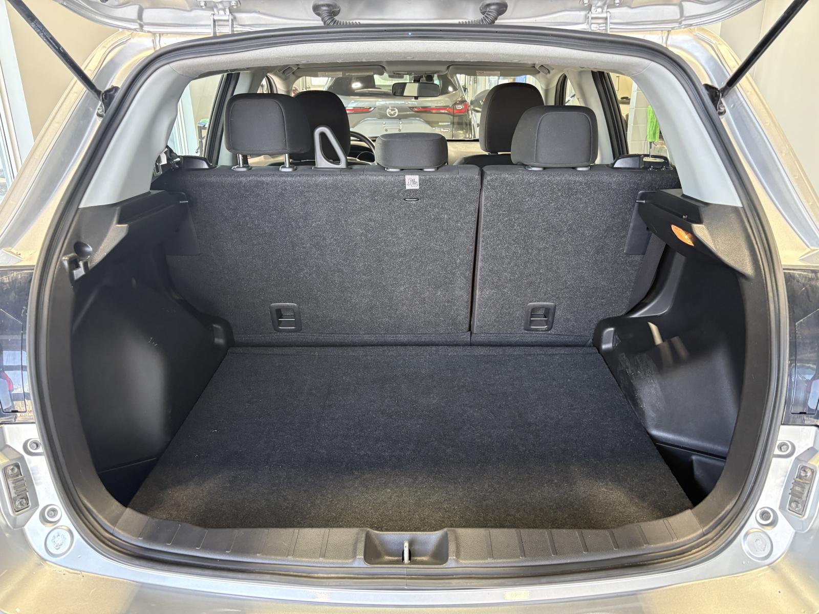 Image 23 Mitsubishi RVR ES 2024